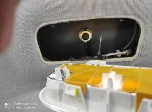 装咋打孔？咋布线？供电咋解决？需要啥工具？开元棋牌【车友俱乐部】车载电台咋选？天线安(图5)